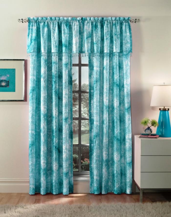 Aqua Curtains Living Room
 15 Delightful Sheer Curtain Designs for the Living Room