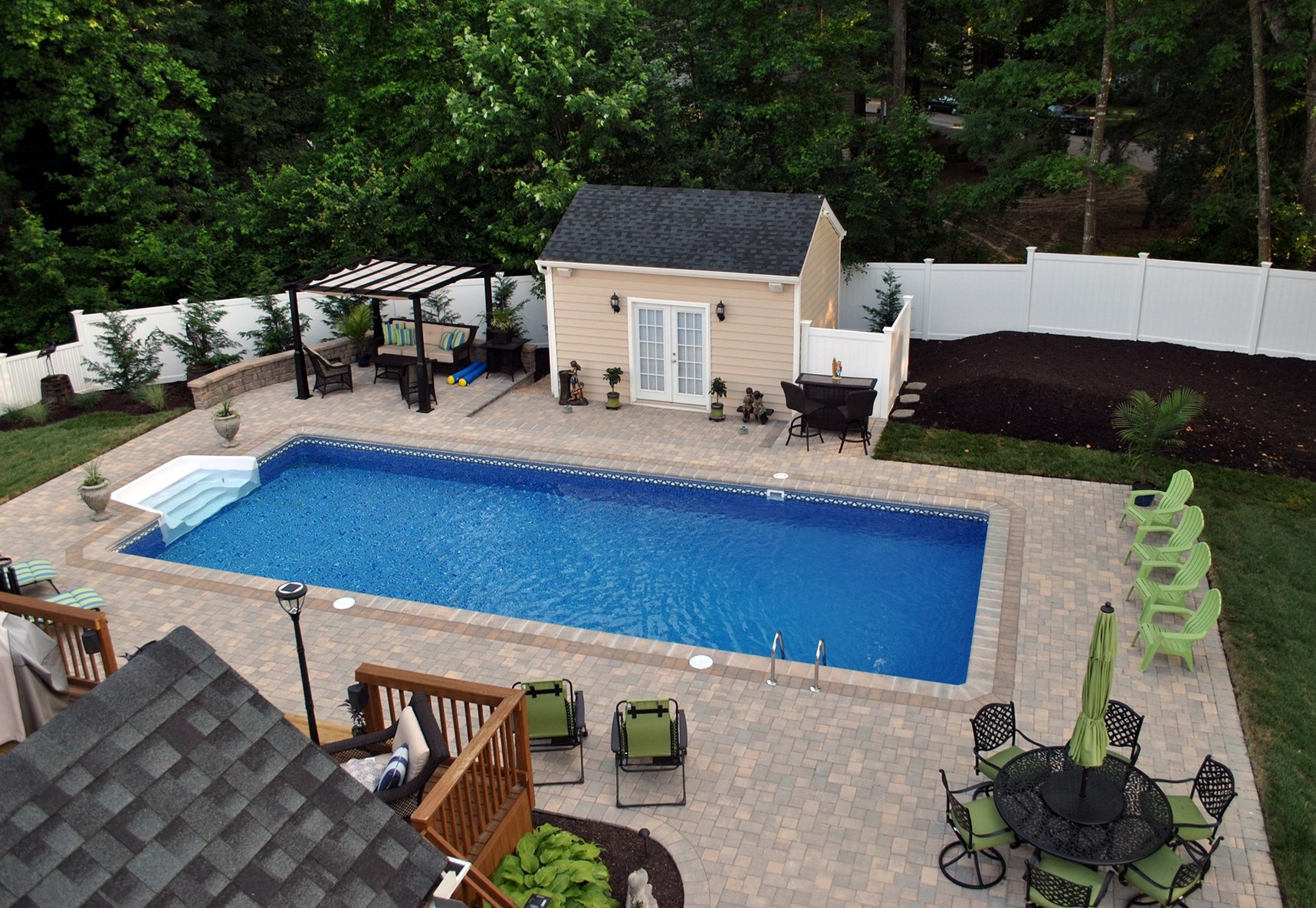 Average Backyard Pool Size
 Backyard Cool Backyard Pool Designs For Your Outdoor