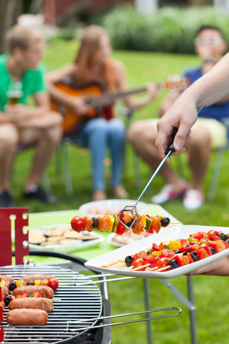 Backyard Bbq Parties
 11 Backyard Barbecue Party Tips to Impress Your Guests