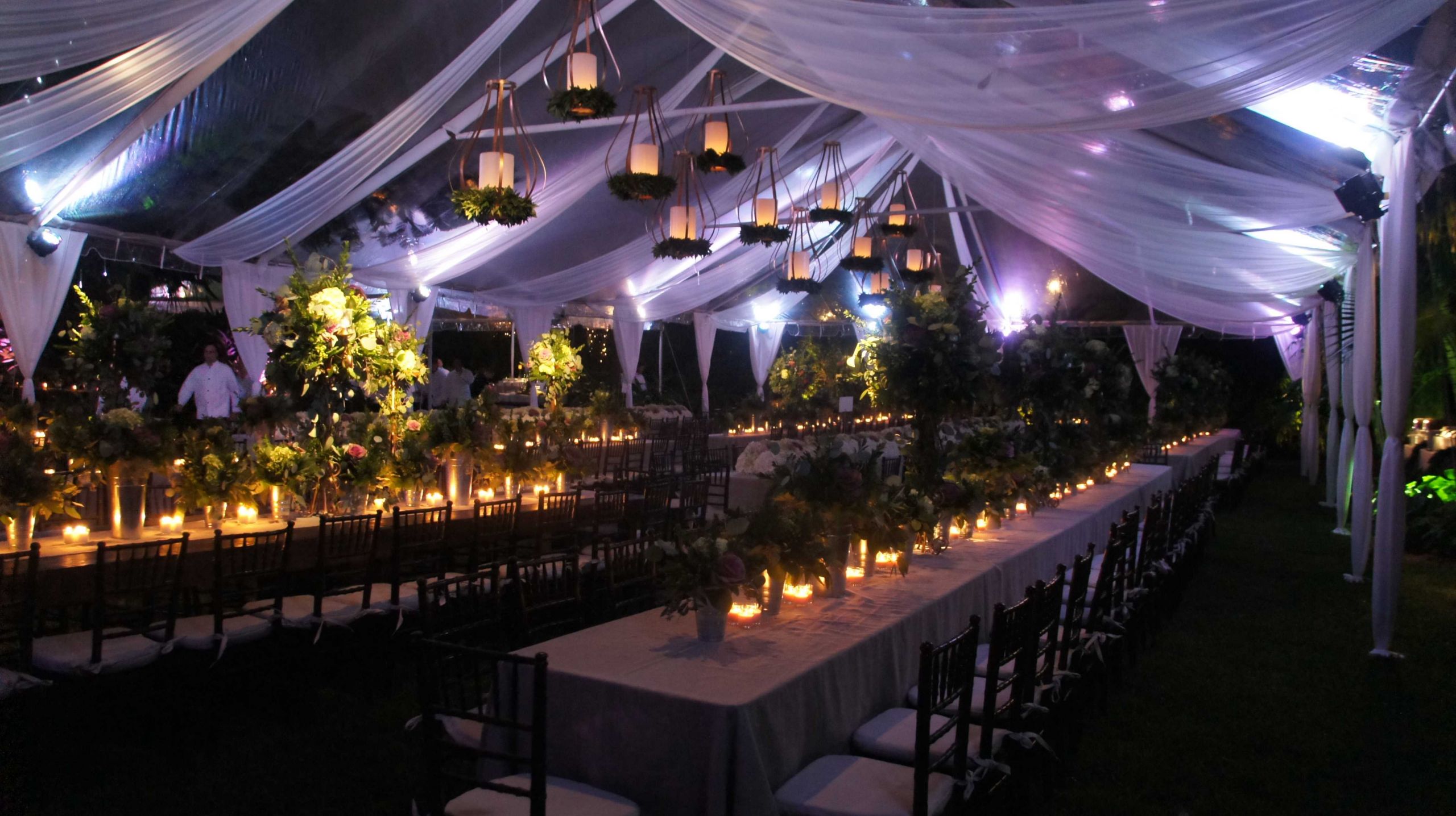 Backyard Party Tents
 9 Great Party Tent Lighting Ideas For Outdoor Events