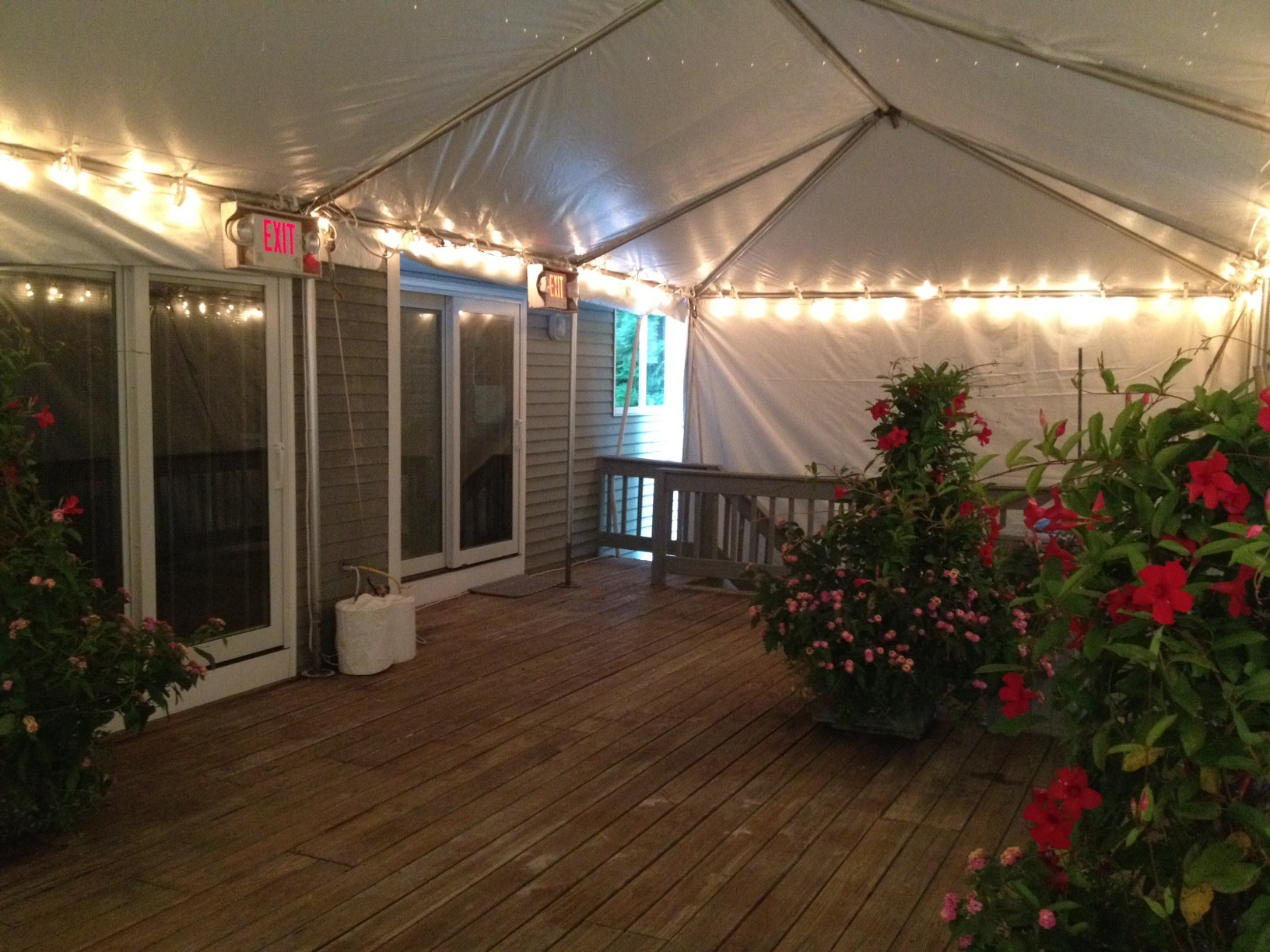 Backyard Party Tents
 Need More Space Hosting Impromptu Dinners & Events at