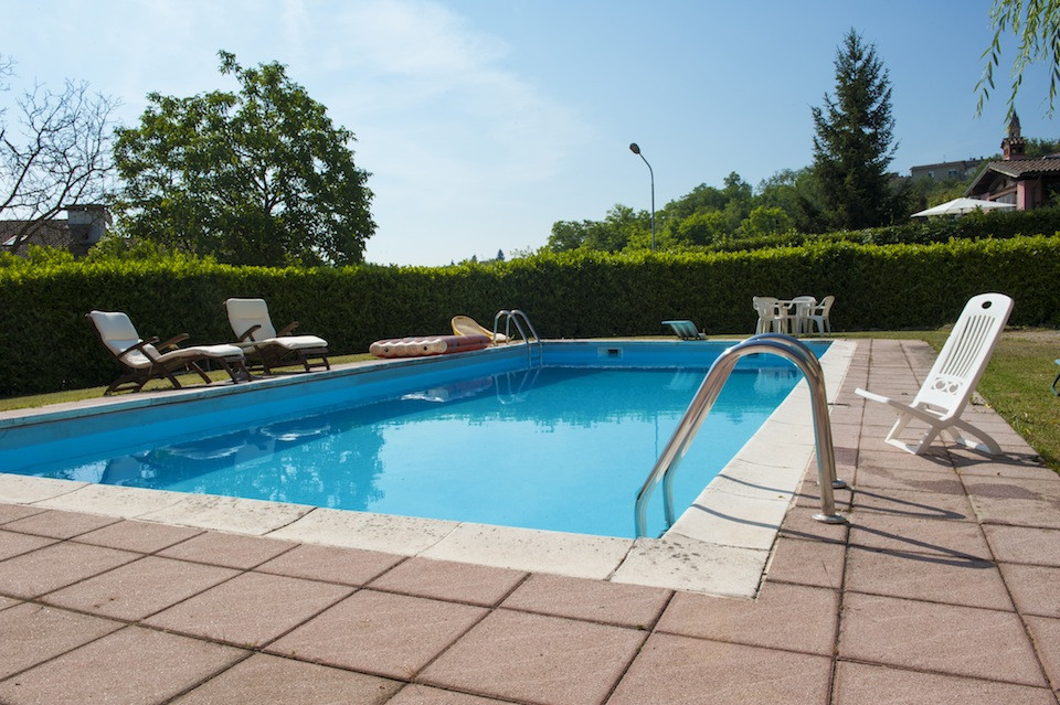 Backyard Pool Price
 How Much Money Does It Cost to Build a Backyard Swimming