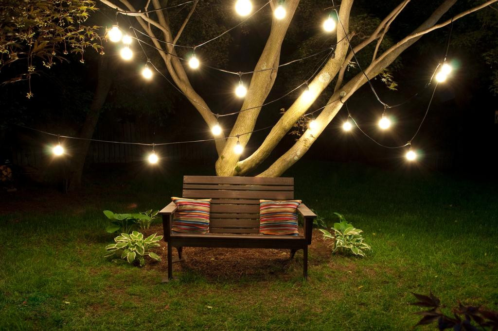 Backyard String Lighting Ideas
 Vintage Outdoor String Lights Ideas – HomesFeed