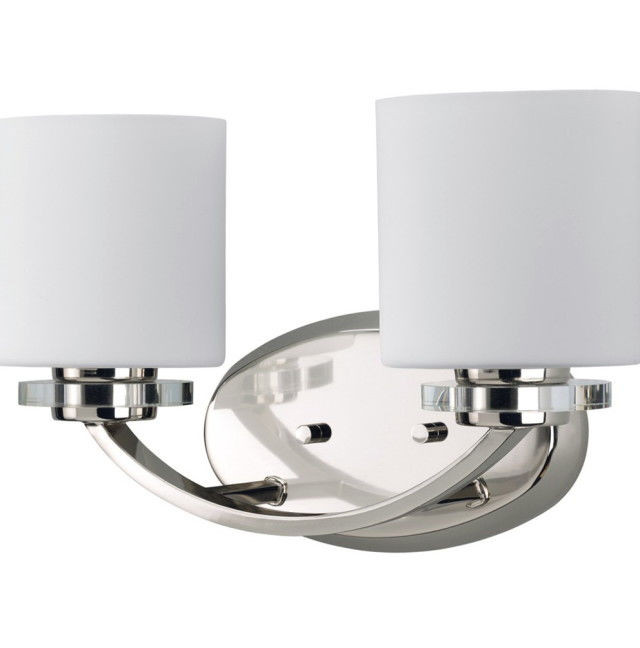Bathroom Light Fixture With Outlet
 Contemporary Bathroom Light Fixture with Outlet Plug