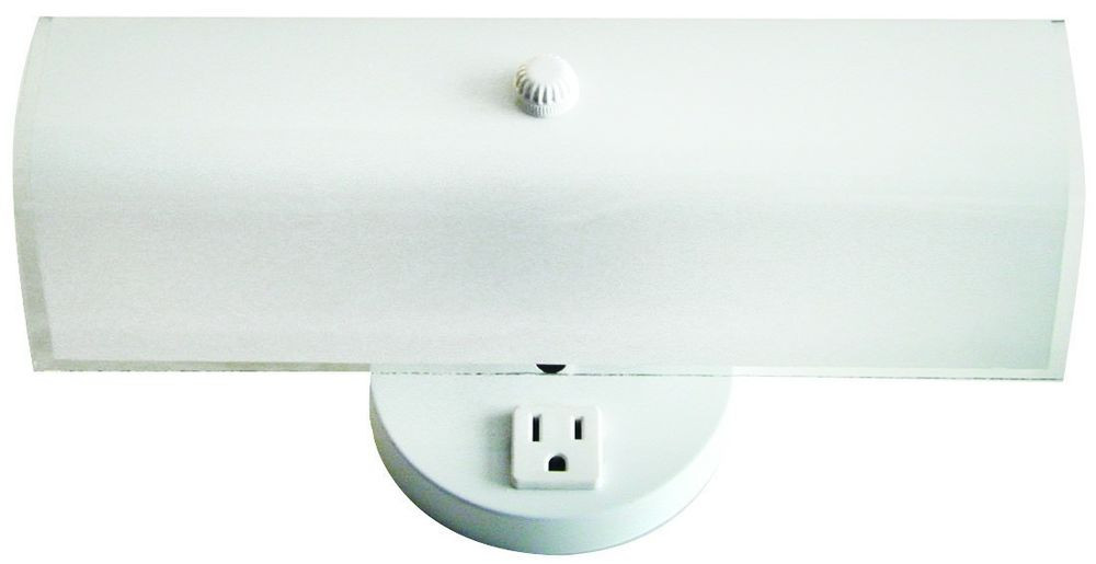 Bathroom Light Fixture With Outlet
 2 Bulb Bathroom Vanity Light Fixture Wall Mount with Plug
