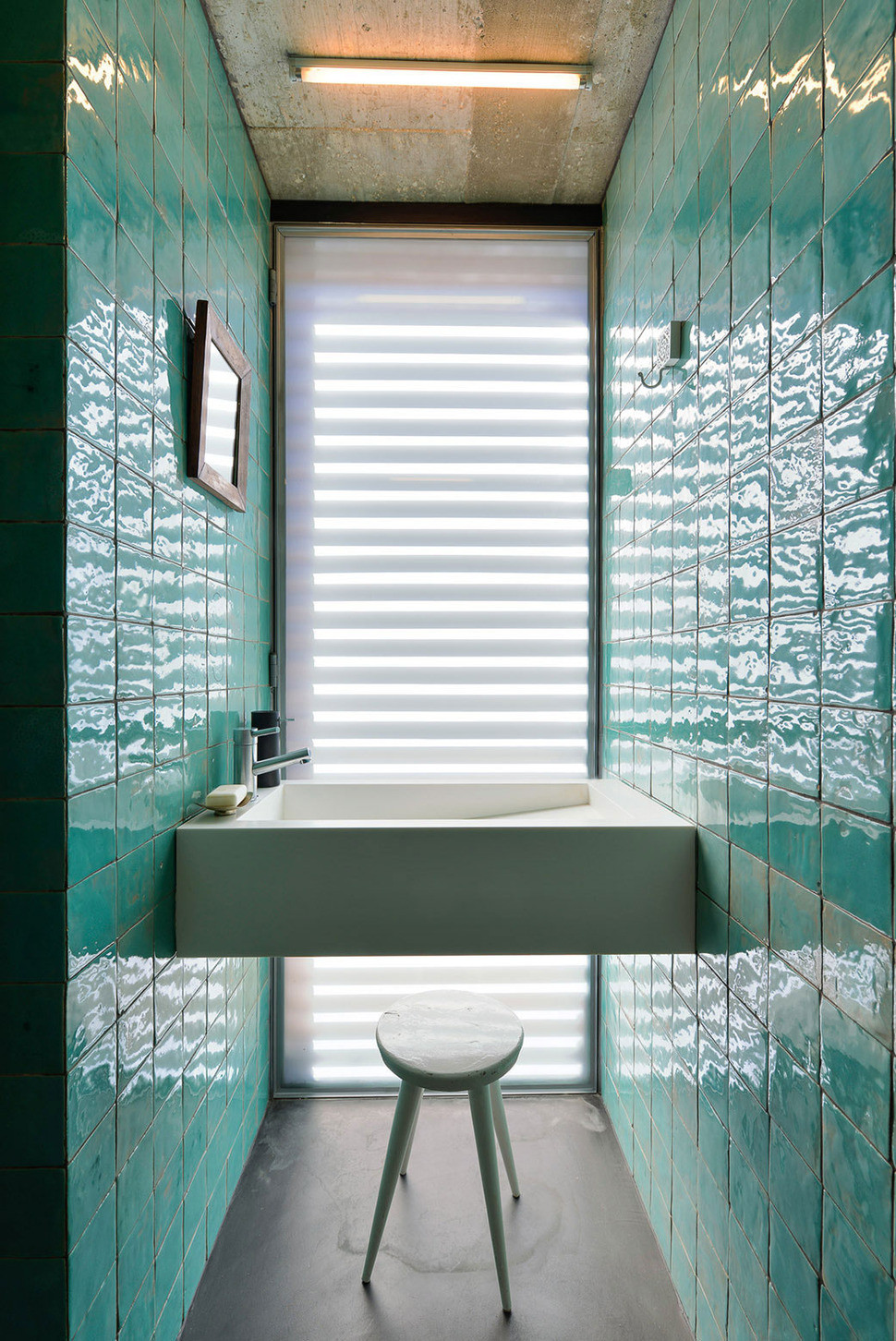 Bathroom Shower Tile Gallery
 Top 10 Tile Design Ideas for a Modern Bathroom for 2015