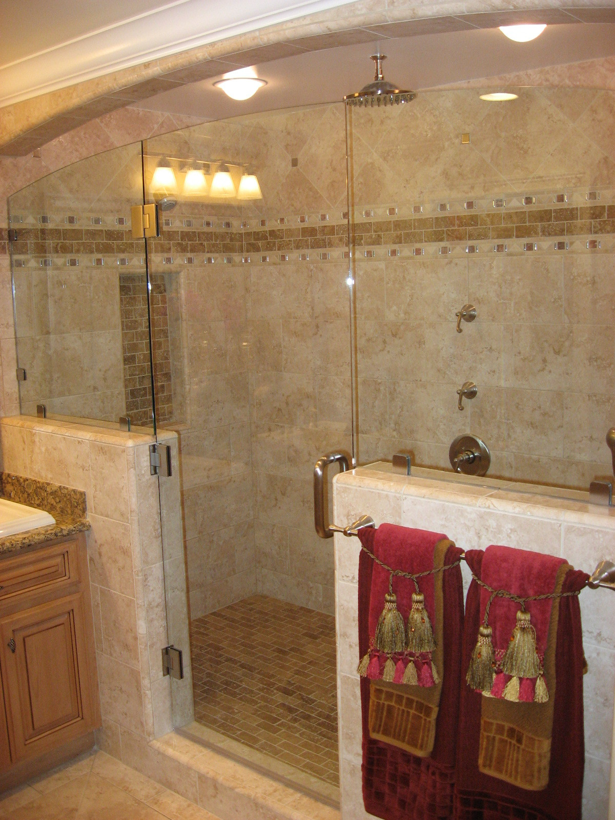 Bathroom Shower Tile Gallery
 Tile Bathroom Shower s Design Ideas