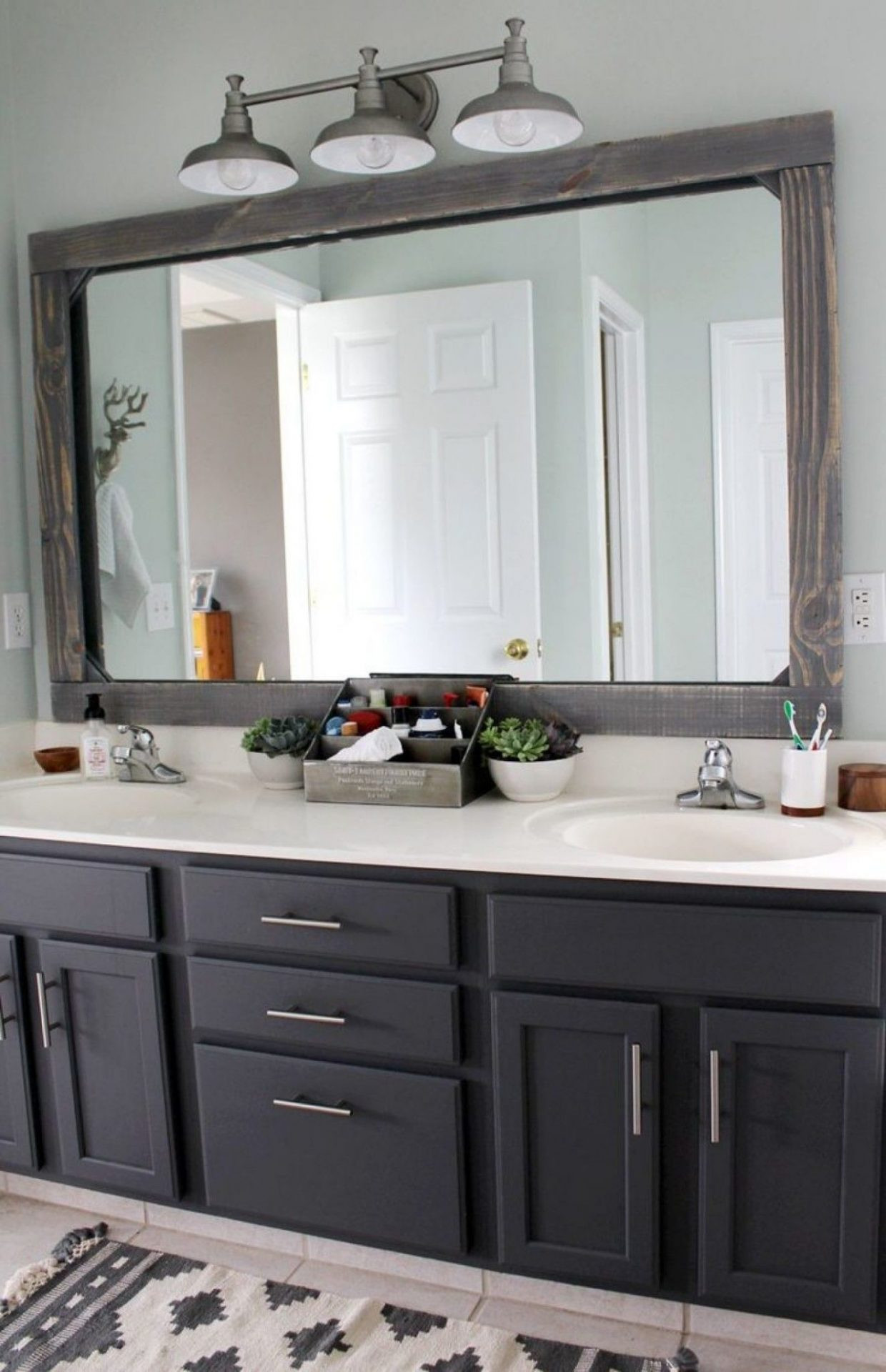 Bathroom Vanity Mirror Ideas
 20 Framed Bathroom Mirror Ideas for Double Vanity & Single