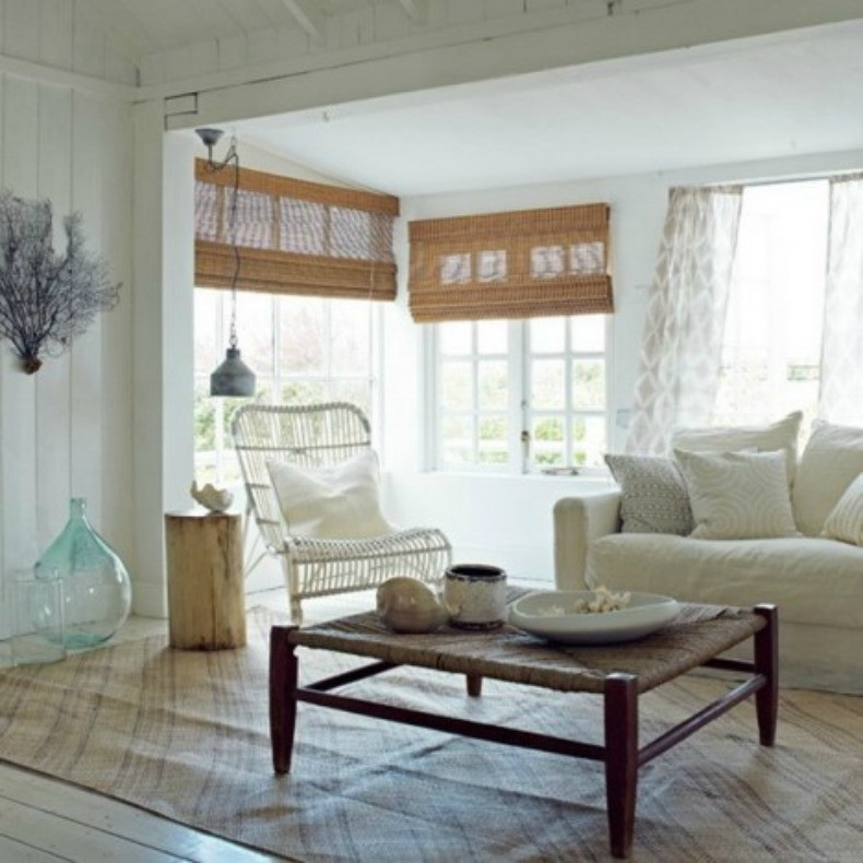 Beach Living Room Decor
 Inspirations on the Horizon Coastal Living Rooms
