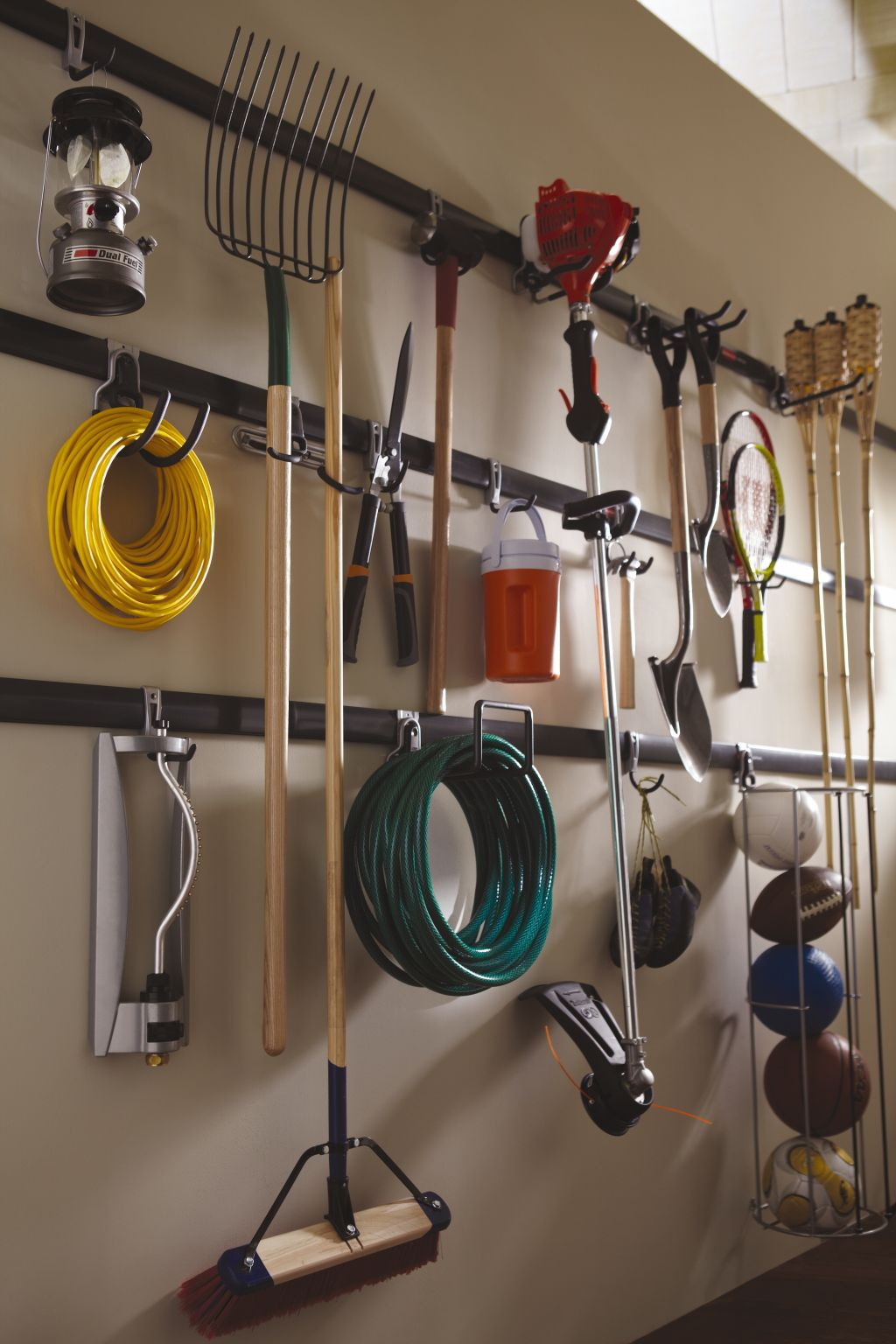Best Way To Organize Garage
 Time To Sort Out The Mess – 20 Tips For A Well Organized