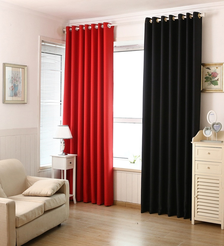 25 Inspiring Black Living Room Curtains - Home Decoration and