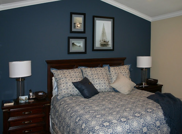 Blue Accent Wall Bedroom
 Dark Blue Accent Wall Bedroom