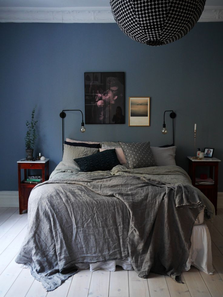 Blue Bedroom Walls
 20 Beautiful Blue And Gray Bedroom Designs