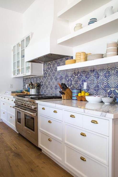 Blue Kitchen Tile
 White and Blue Marble Mosaic KItchen Backspalsh
