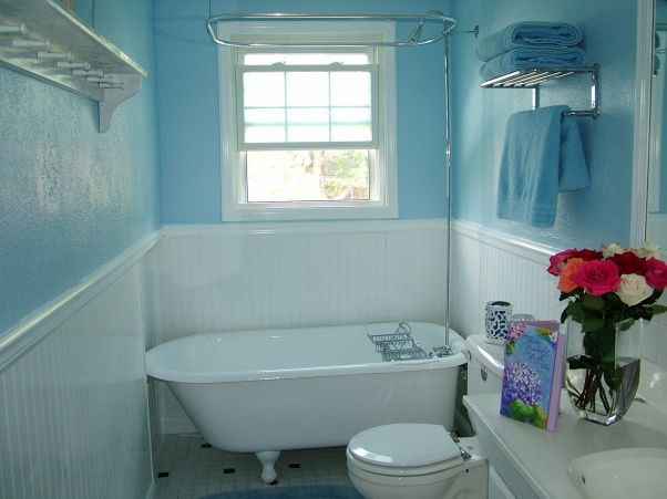Clawfoot Tub In Small Bathroom
 Pin by Stephanie Graham on Dream Home