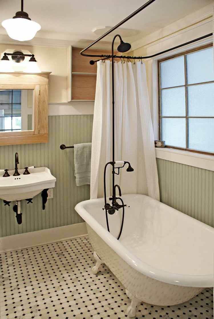 Clawfoot Tub In Small Bathroom
 17 Beautiful Clawfoot Tubs Ideas That Will Inspire You