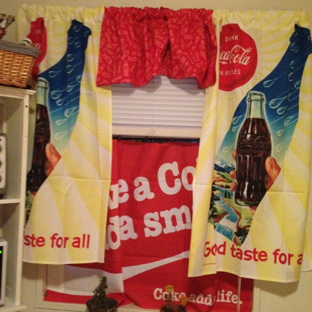 Coca Cola Kitchen Curtains
 84 best Coca Cola Kitchen Items images on Pinterest