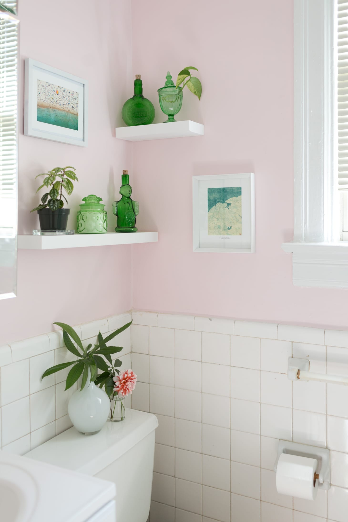 Cool Bathroom Colors
 The 30 Best Bathroom Colors Bathroom Paint Color Ideas