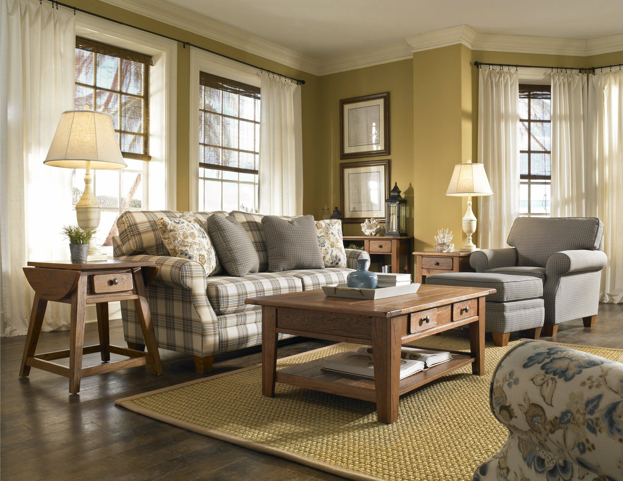 Country Living Room Chairs
 Your Guide to Country Living Room Design Details Traba Homes