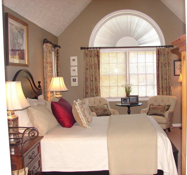 Country Master Bedroom
 English Country Master Bedroom