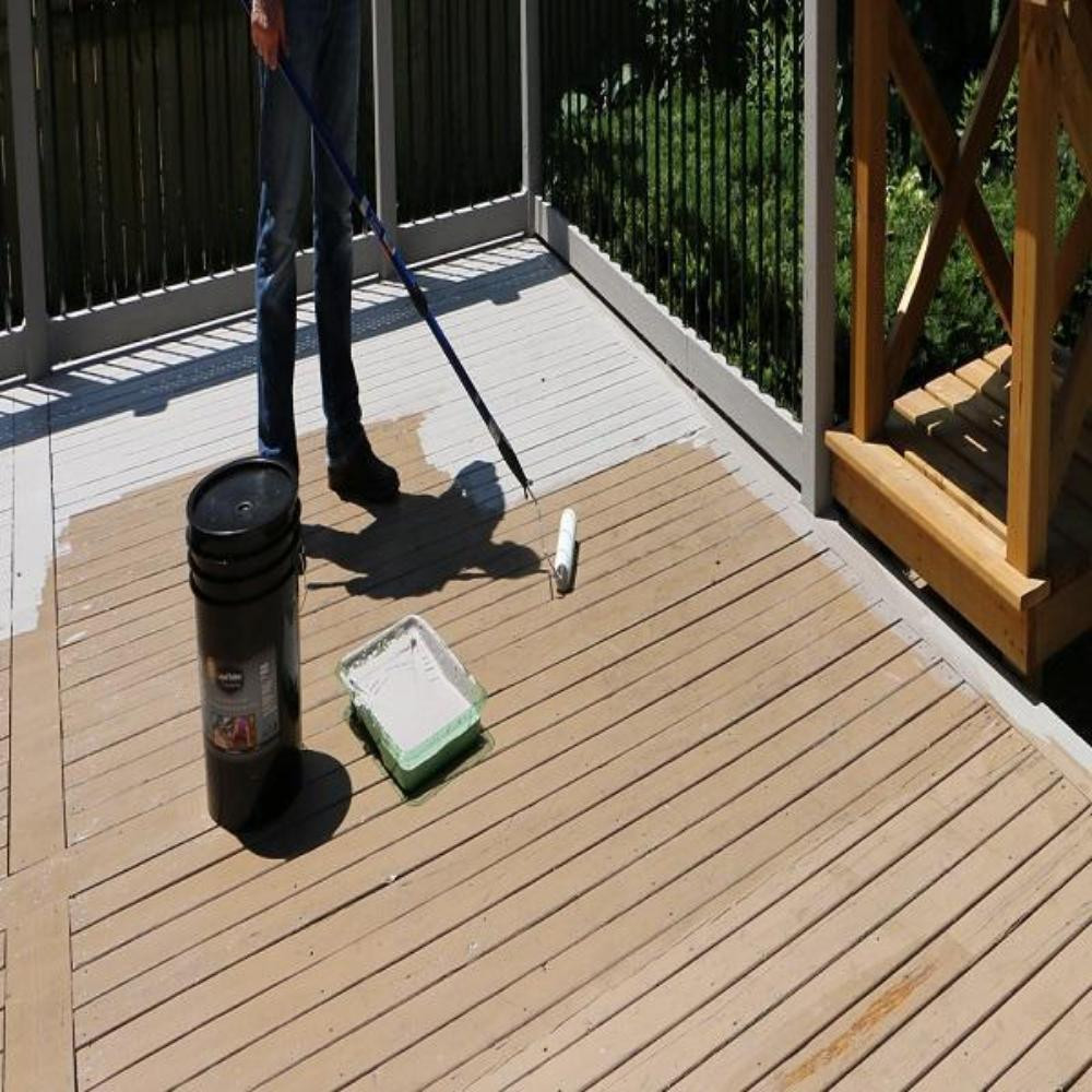 Deck And Dock Paint
 Liquid Rubber Cool Foot Deck & Dock Coating – Liquid