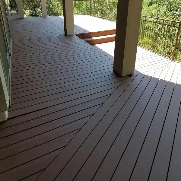 Deck And Dock Paint
 Decks and Docks Liquid Rubber Polyurethane Deck and Dock