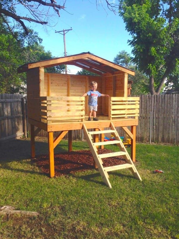 Diy Backyard Fort
 The 25 best Simple playhouse ideas on Pinterest