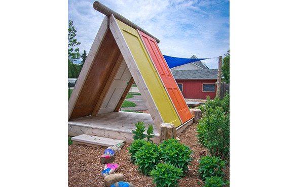 Diy Backyard Fort
 10 Incredible DIY Backyard Forts for Kids