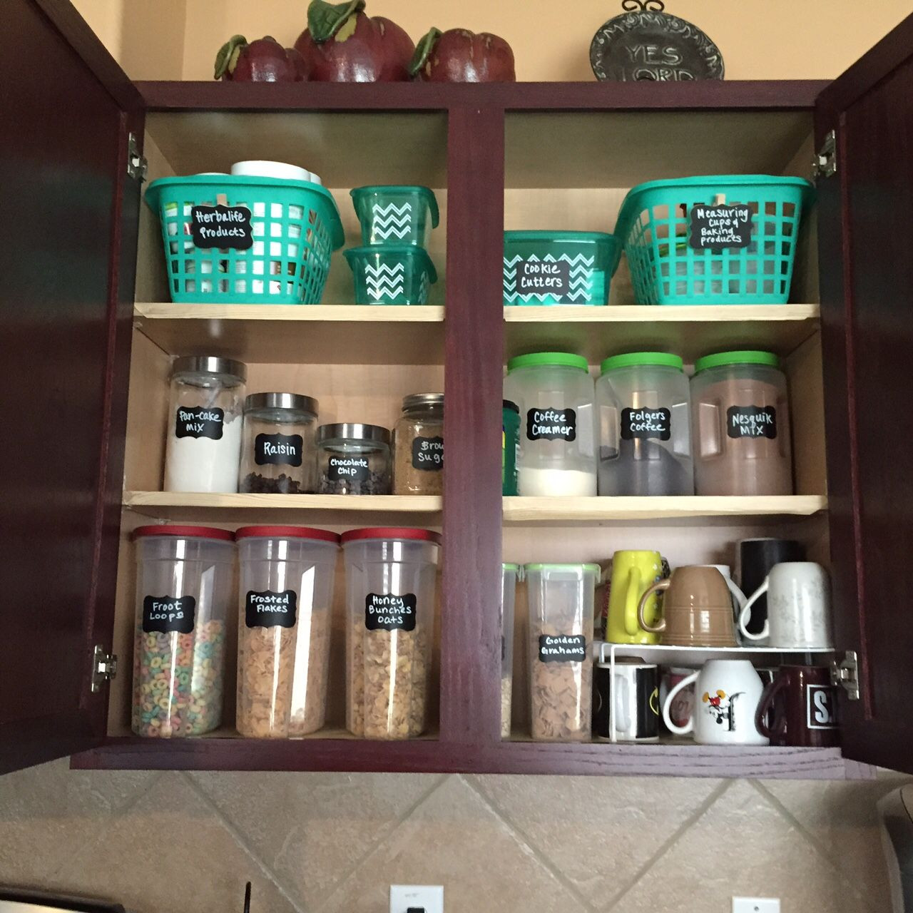 Dollar Store Kitchen Organization
 Ideas to organize your kitchen cabinet all from the Dollar
