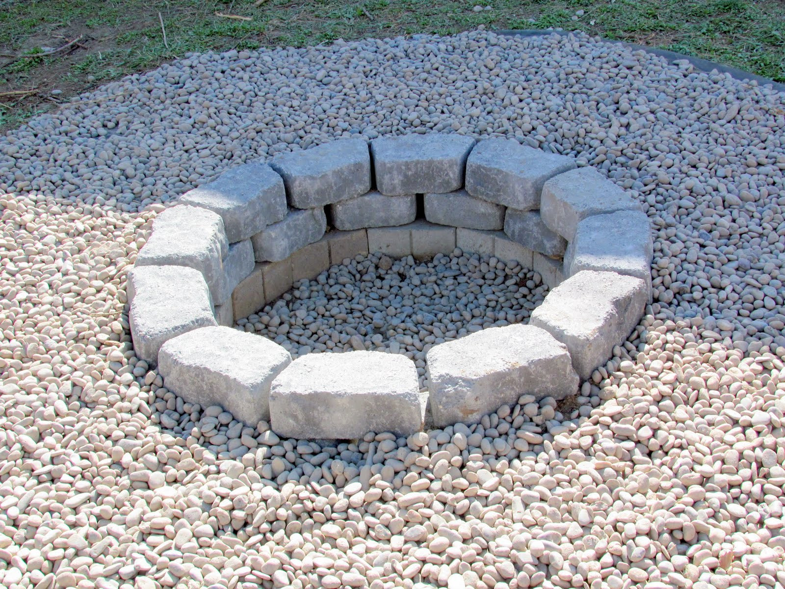 Fire Pit Stone
 Weekend Project – Stone Fire Pit