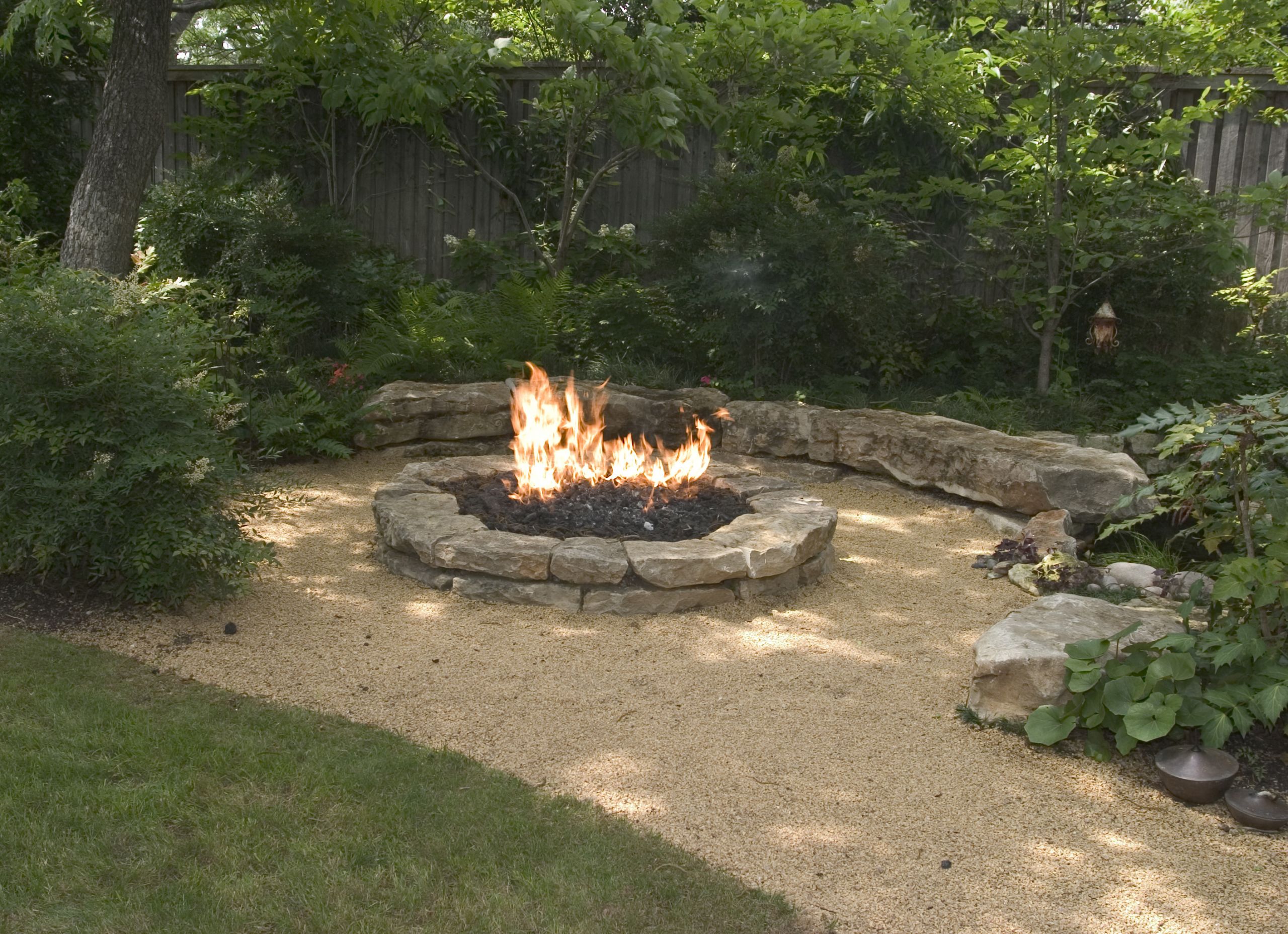 Firepit In Backyard
 Backyard Landscaping Ideas Attractive Fire Pit Designs