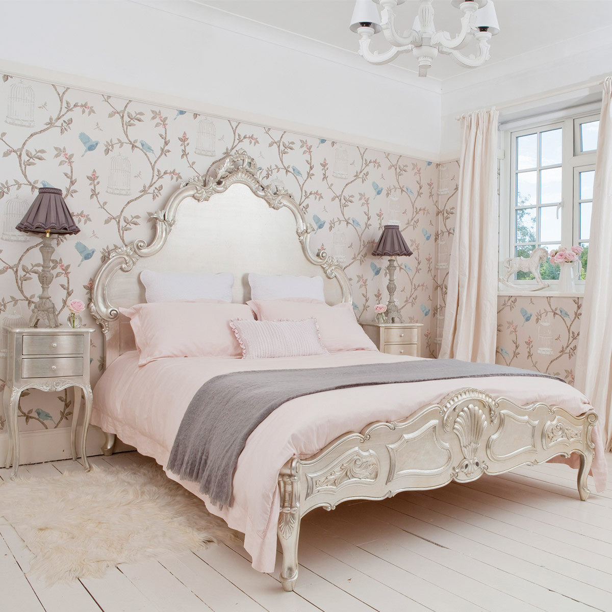 French Bedroom Decor
 French Furniture Art – French Furniture is a trend to