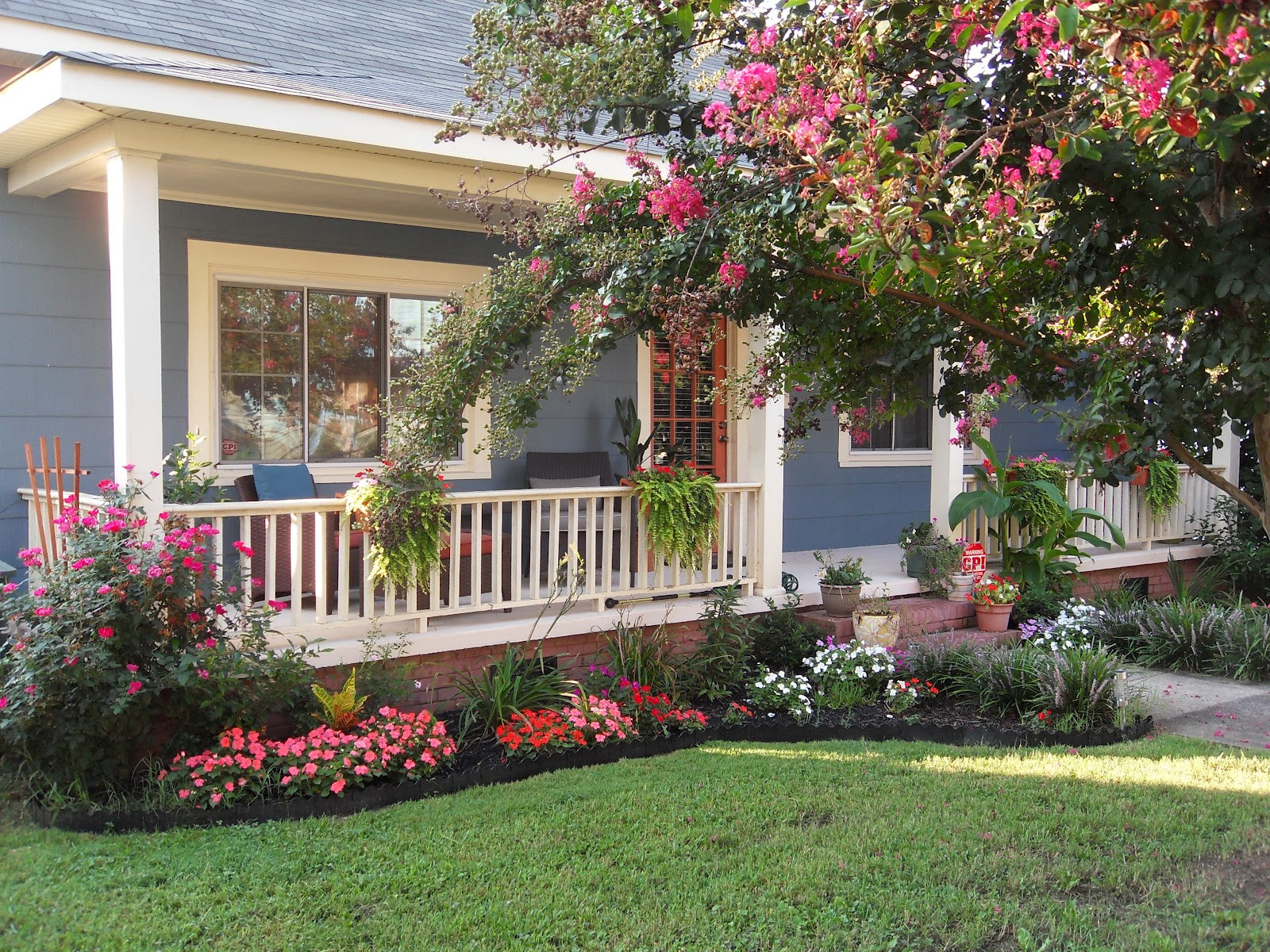 Front Porch Landscape Design
 Front Yard Design for Ranch Style Homes – HomesFeed