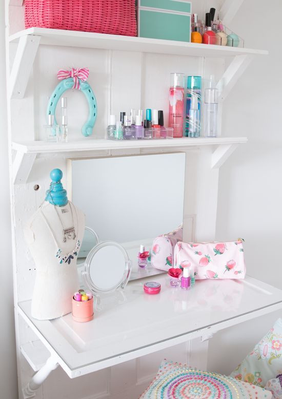 Girls Bedroom Vanity
 34 Ideas To Organize And Decorate A Teen Girl Bedroom