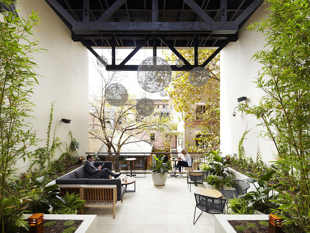 Hotel Terrace Landscape
 Luxury hotel SYDNEY – Harbour Rocks Hotel Sydney