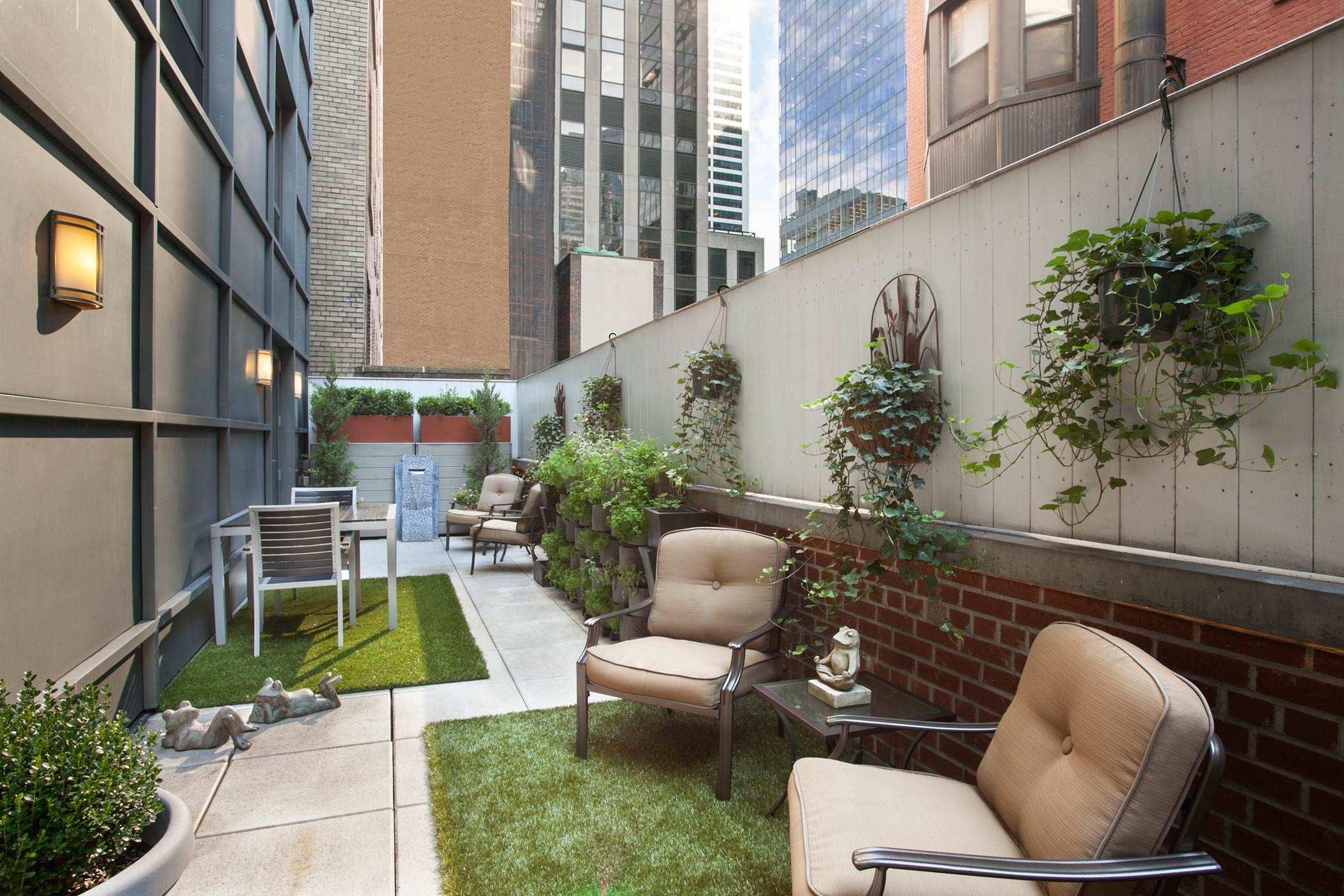 Hotel Terrace Landscape
 Garden Suite Luxury Hotel Suite in New York