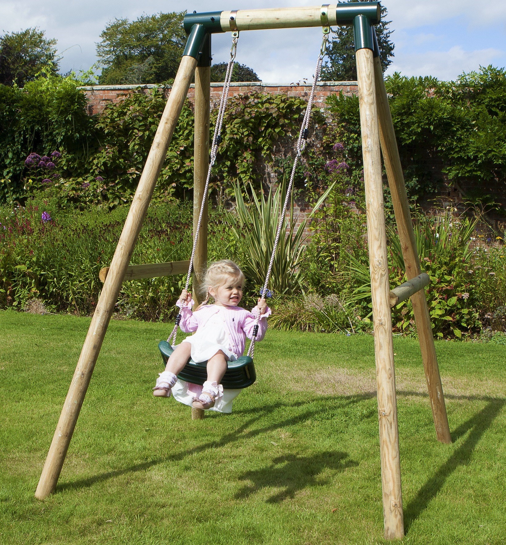 Kids Outdoor Swing
 28 Adorable Outdoor Swings To Excite Your Kids Gardenoholic