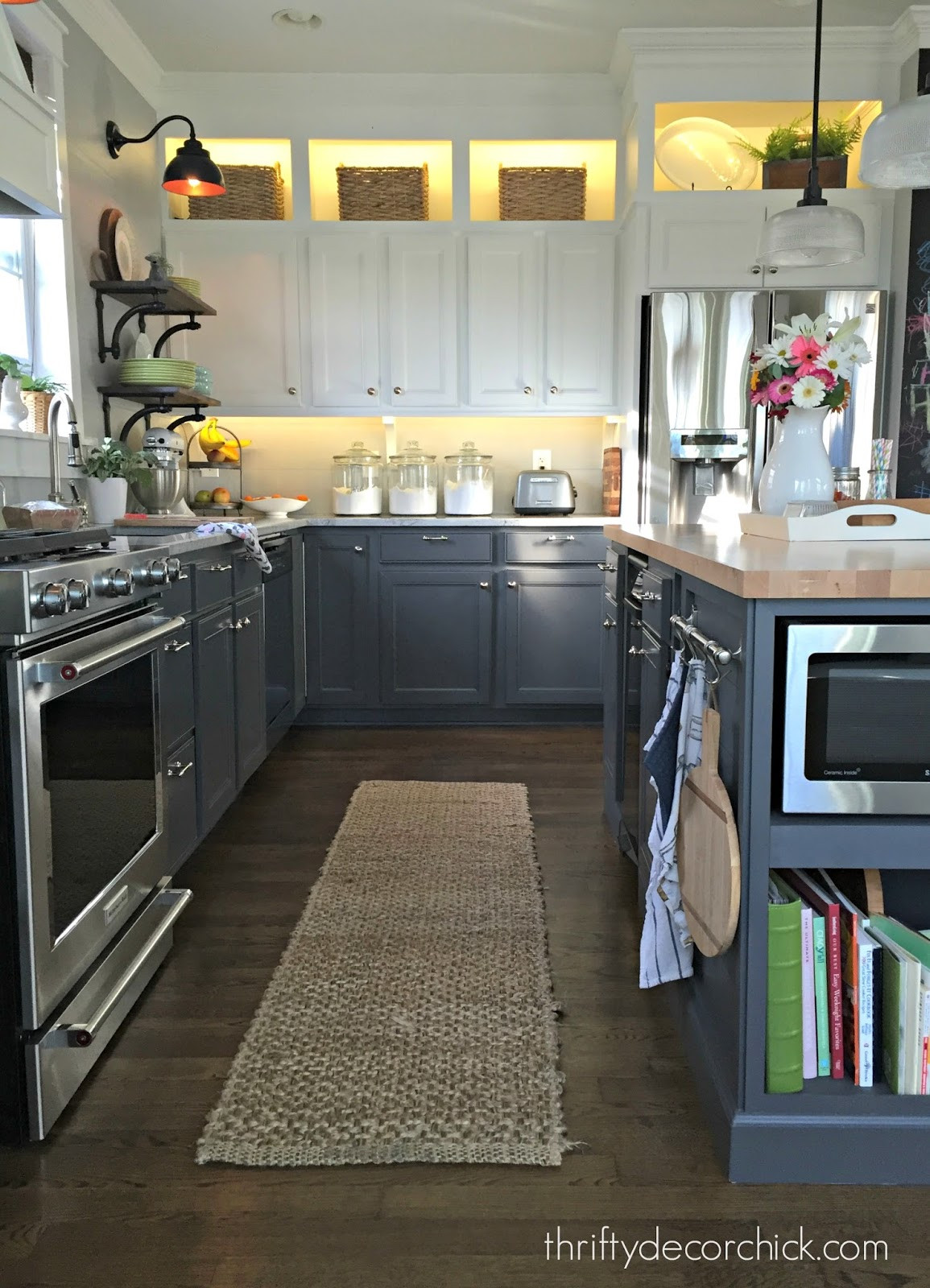 Kitchen Accent Lighting
 DIY Upper and Lower Cabinet Lighting from Thrifty Decor Chick