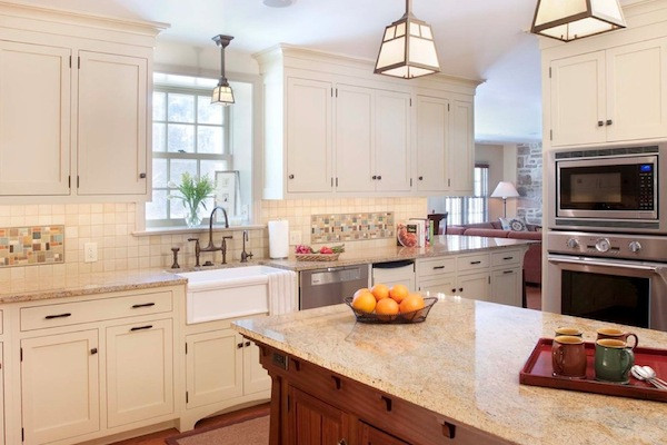 Kitchen Cabinets Lighting Ideas
 Under Cabinet Lighting Adds Style and Function to Your Kitchen