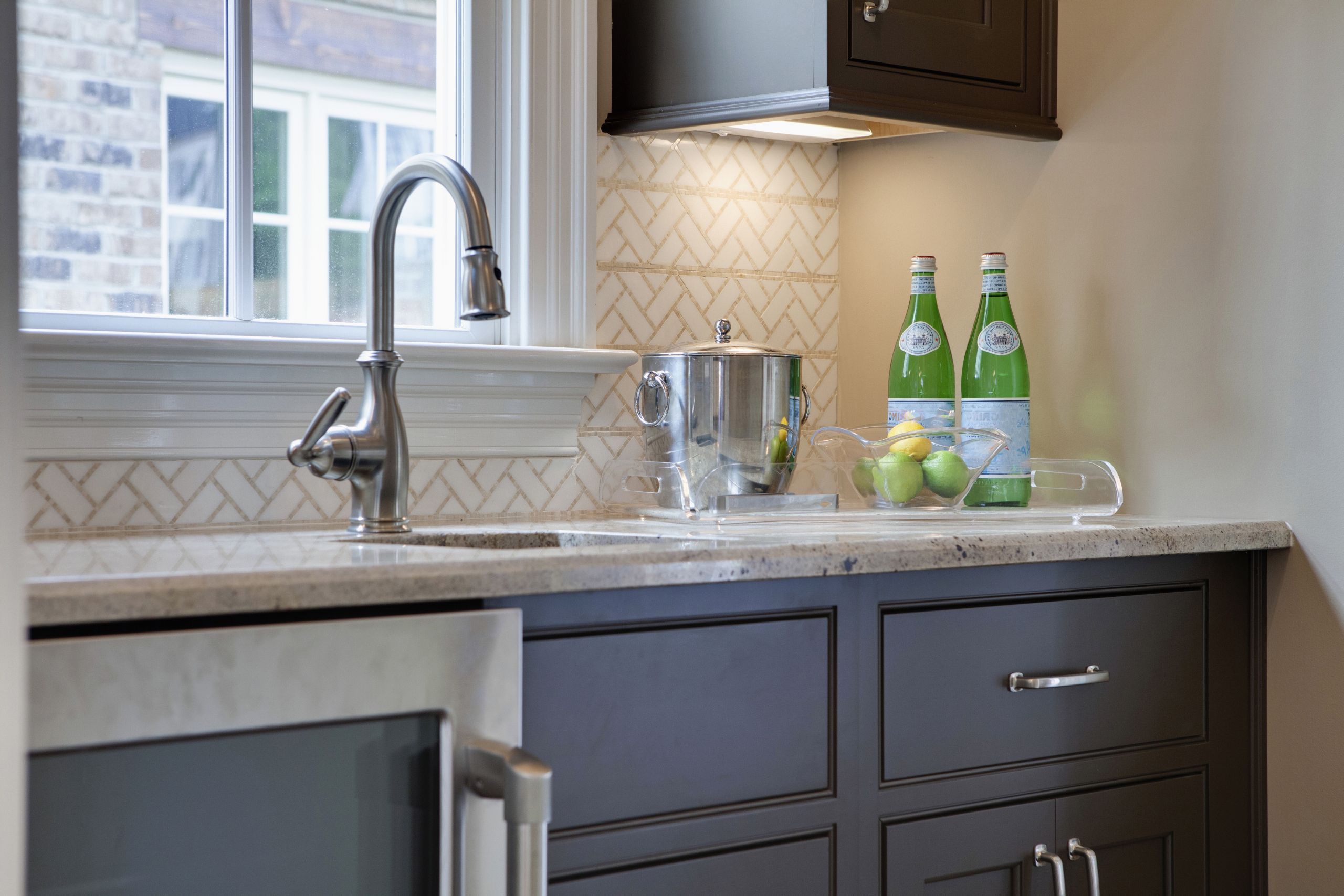 Kitchen Sink Backsplashes
 Custom Sink Backsplash Ideas For Your New Kitchen