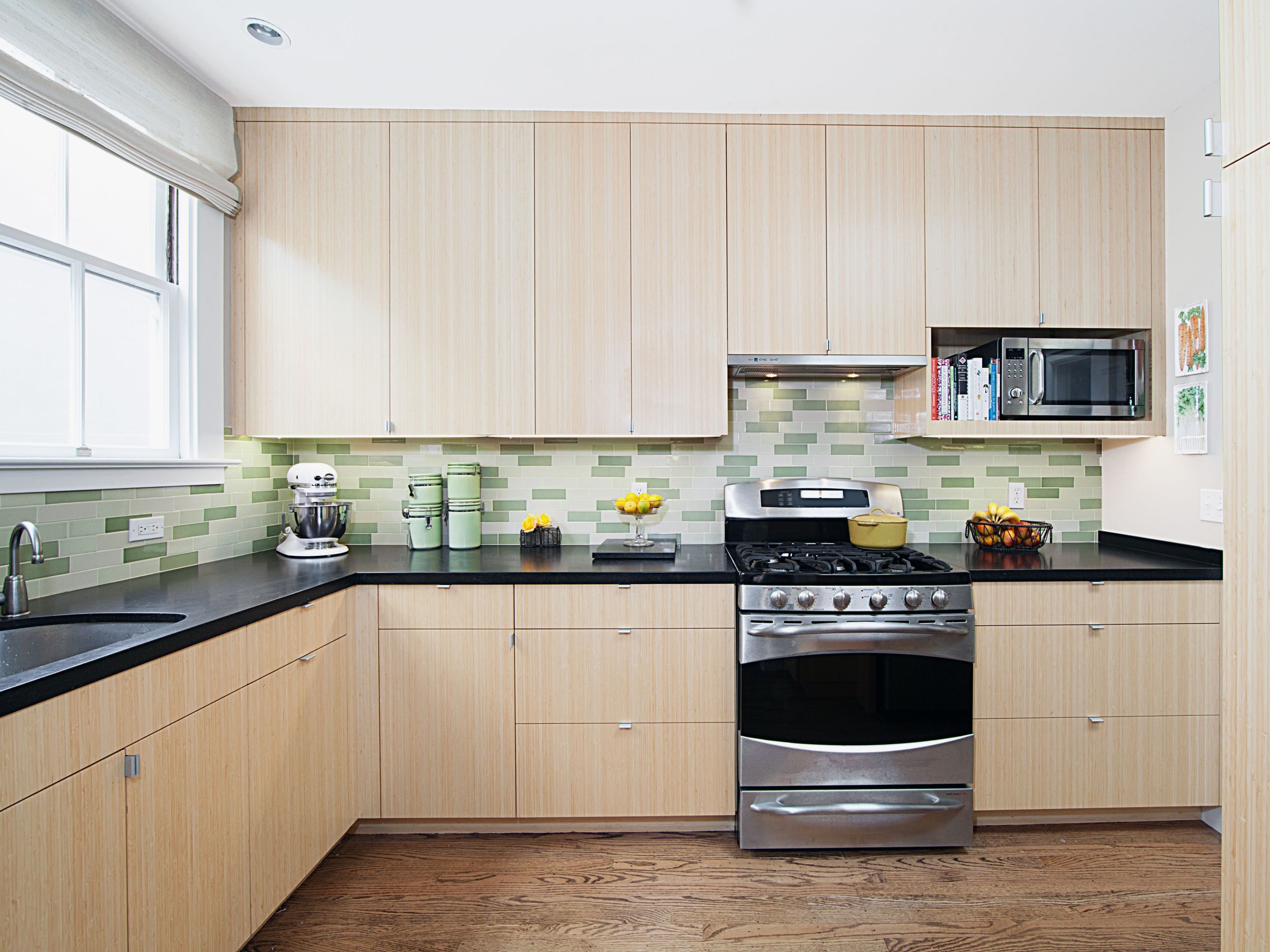 20 Finest Kitchen Sink Backsplashes - Home Decoration and Inspiration Ideas