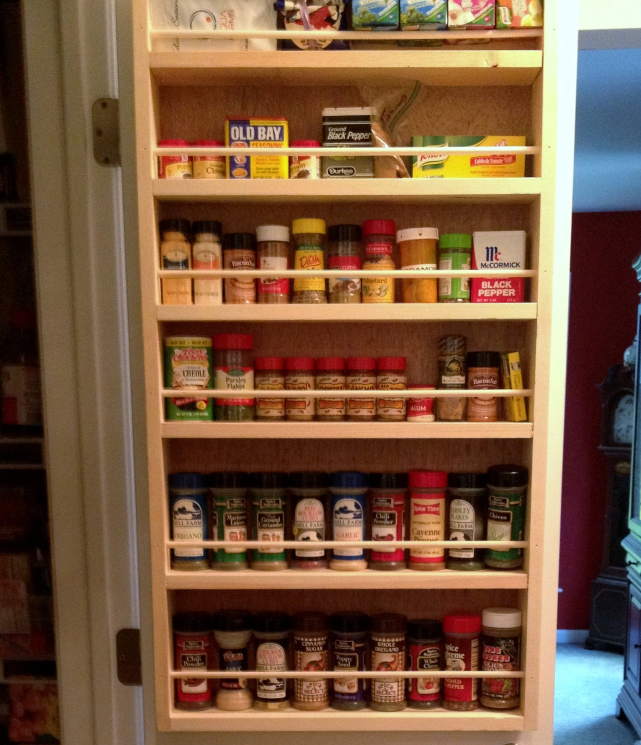 Kitchen Spice Storage
 World of Architecture 16 Easy Ideas to Use Everyday Stuff