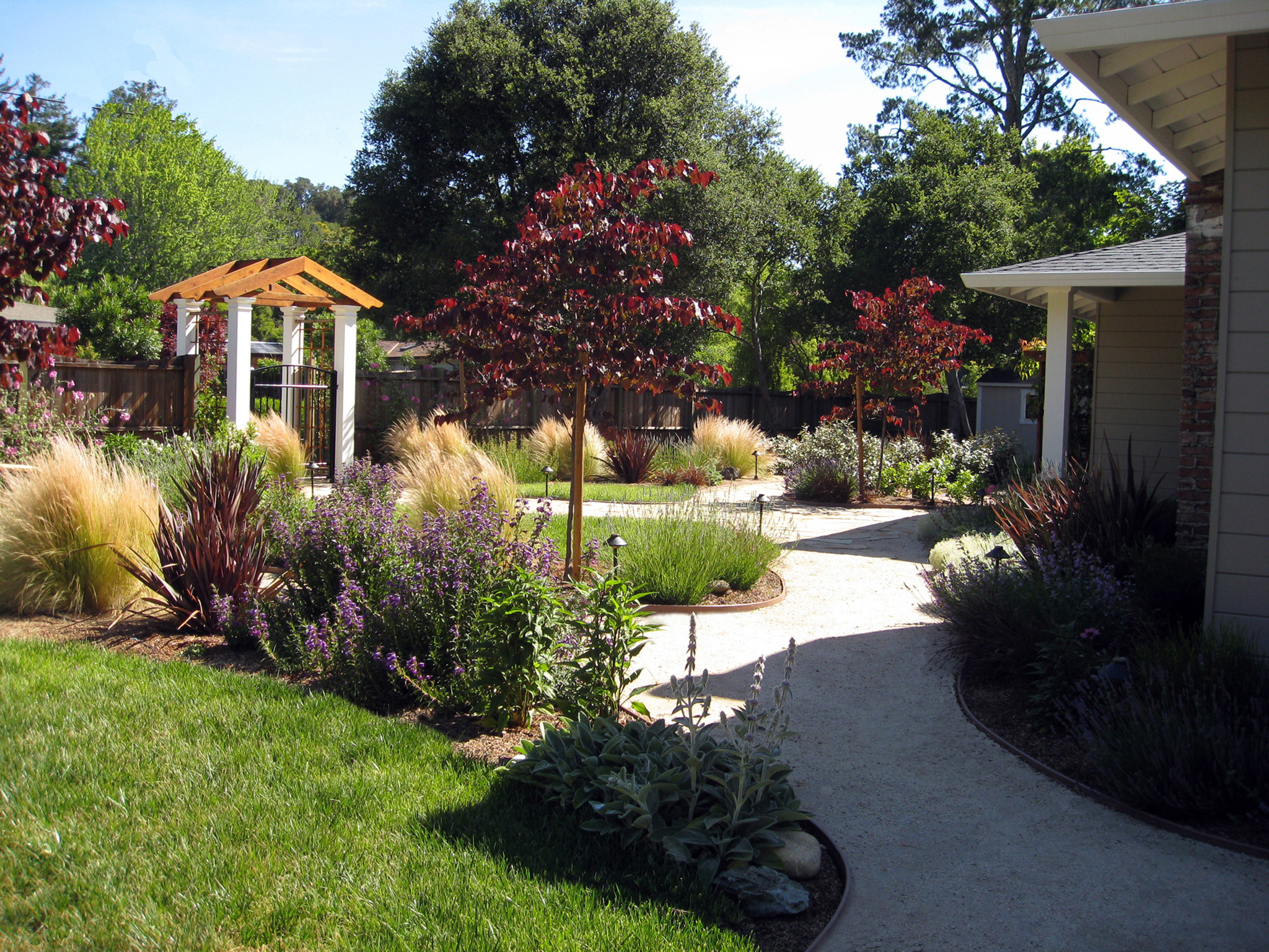 Landscape Design Images
 Some Ideas of Front Yard Landscaping for a Small Front