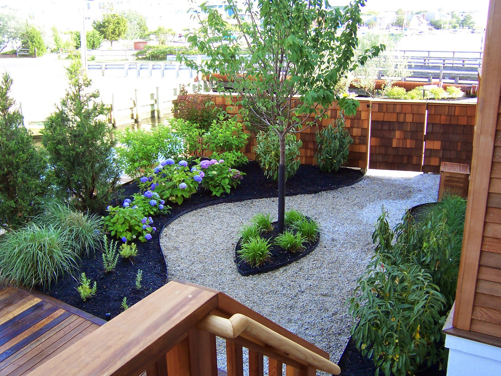 how-to-hire-a-landscape-designer-choosing-a-landscape-designer