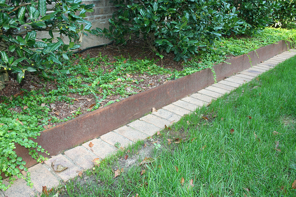 Landscape Edging Bricks
 18 Brick Garden Edging Ideas That Looks Amazing