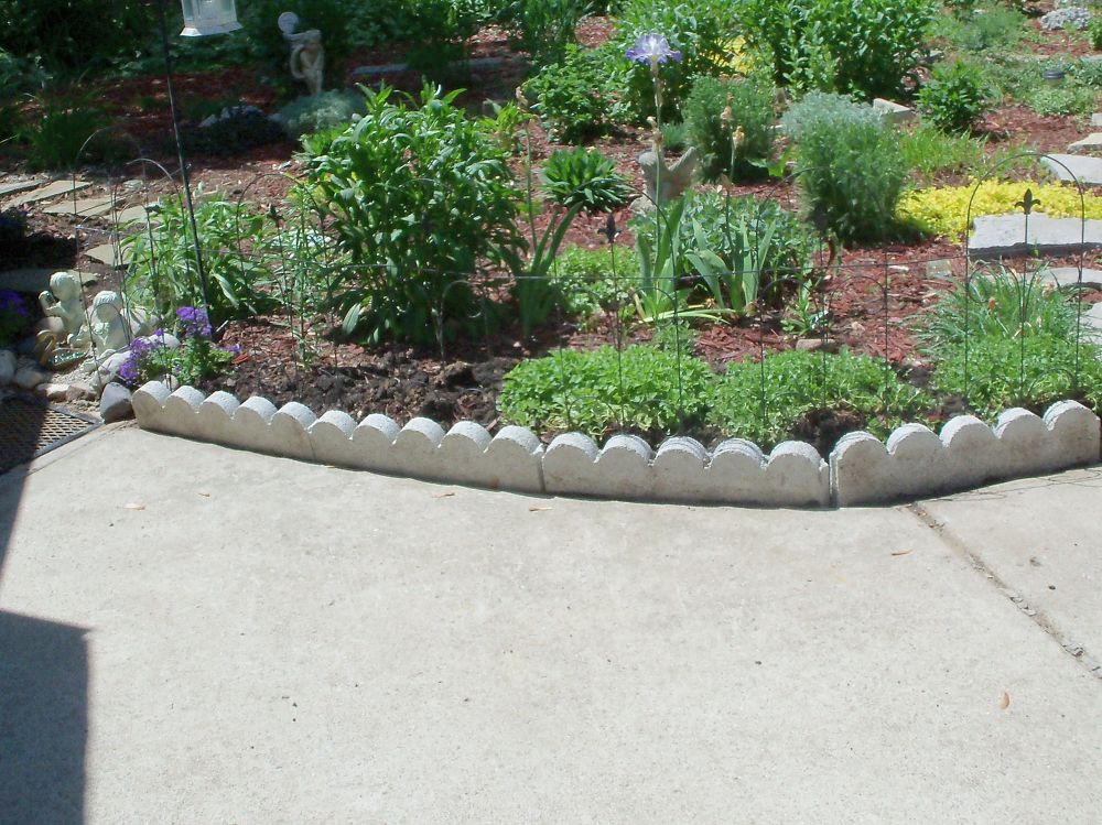Landscape Edging Stone
 Finishing Touch With Edging Stones