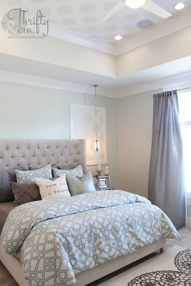 Light Blue And Grey Bedroom
 20 Beautiful Blue And Gray Bedroom Designs