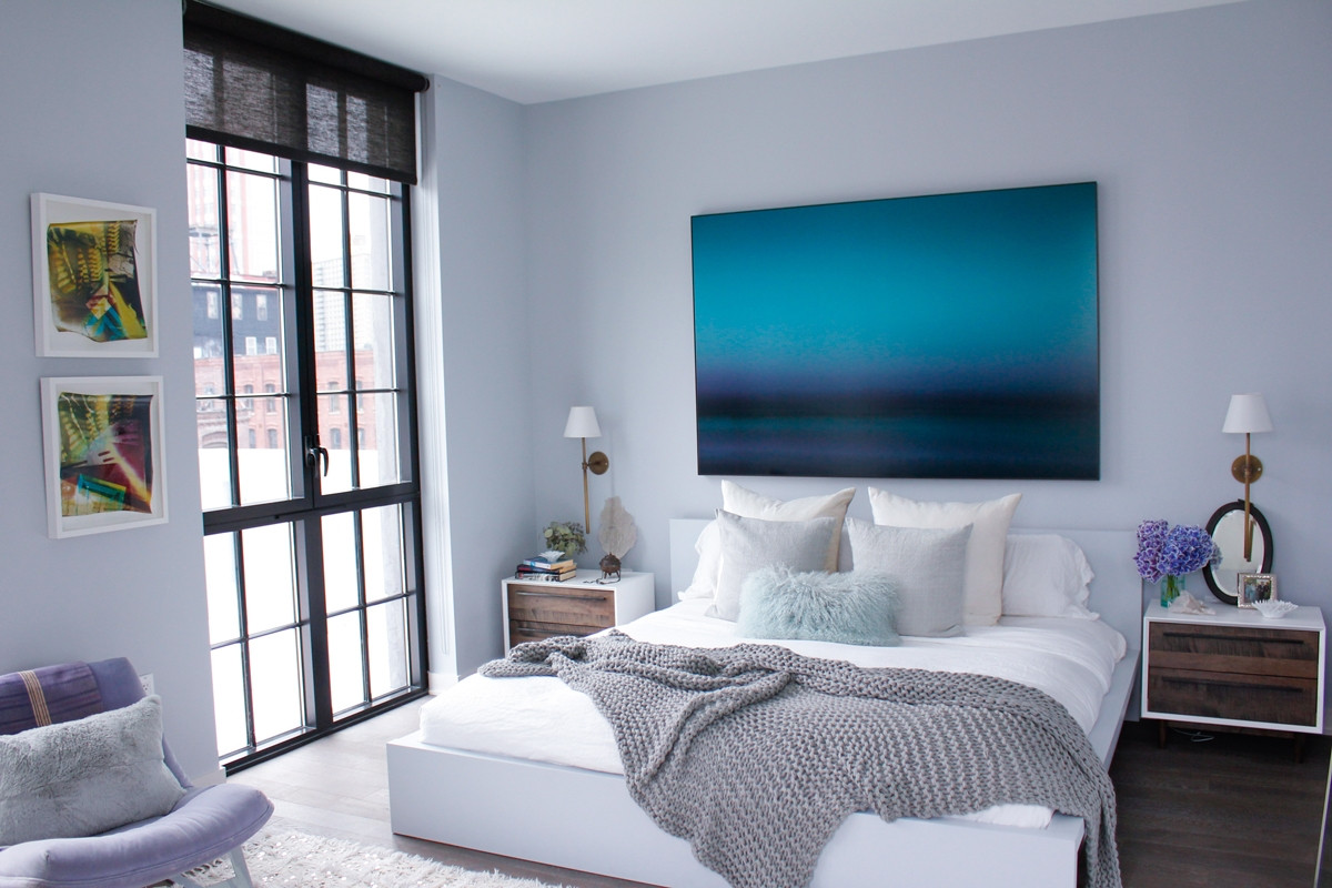Light Blue And Grey Bedroom
 FADE TO BLUE