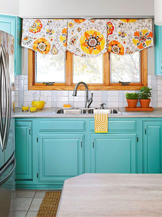 Light Blue Kitchen Curtains
 4 Tips And 30 Ideas To Spruce Up Your Kitchen DigsDigs