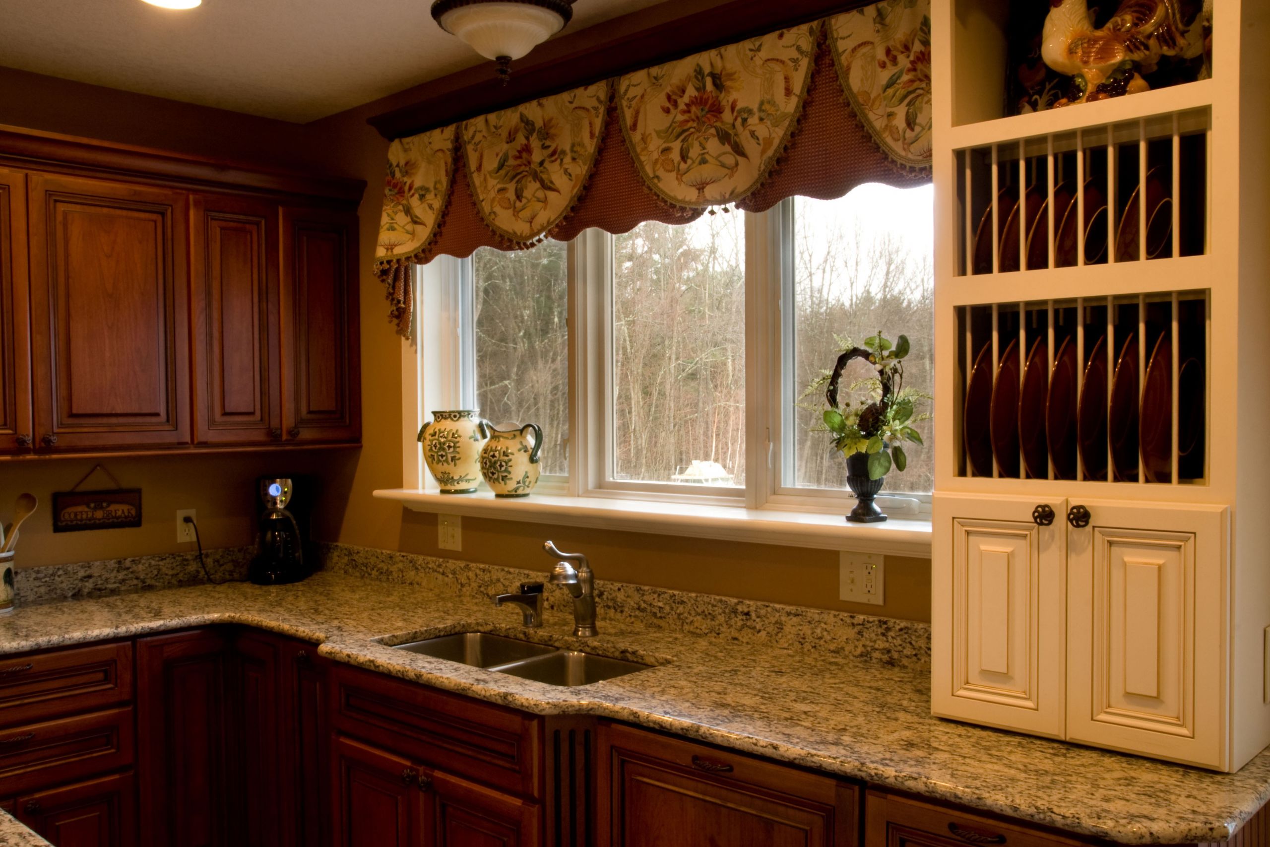 Macy'S Kitchen Window Curtains
 Window Treatments for Small Windows in Kitchen – HomesFeed